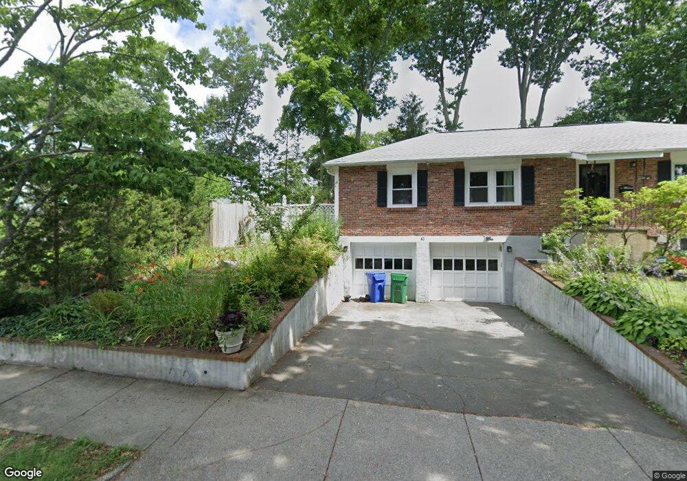 55 Kendall Rd, Newton, MA 02459 - photo 1