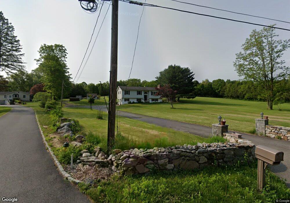 25 Lockwood Ln, Mahopac, NY 10541 - photo 1