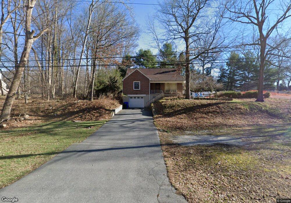 2545 River Rd, Reading, PA 19605 - photo 1