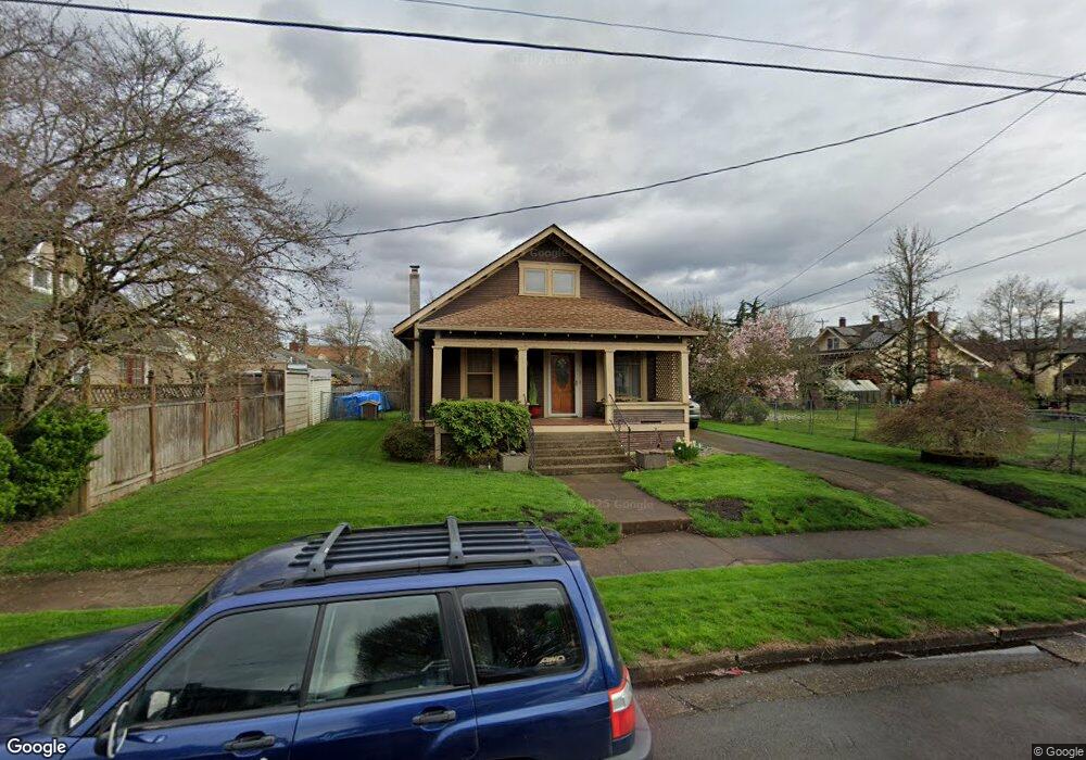 525 12th Ave SW, Albany, OR 97321 - photo 1