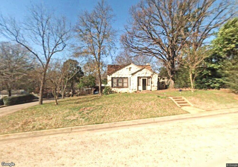2321 Bateman Ave, Tyler, TX 75701 - photo 1