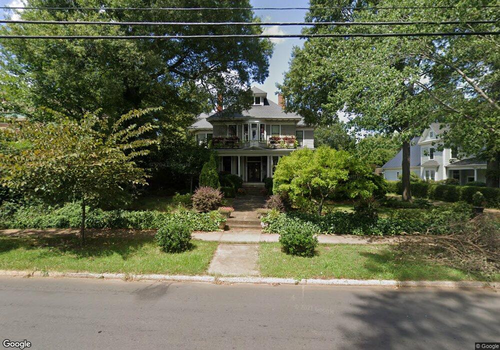 512 W End Ave, Statesville, NC 28677 - photo 1