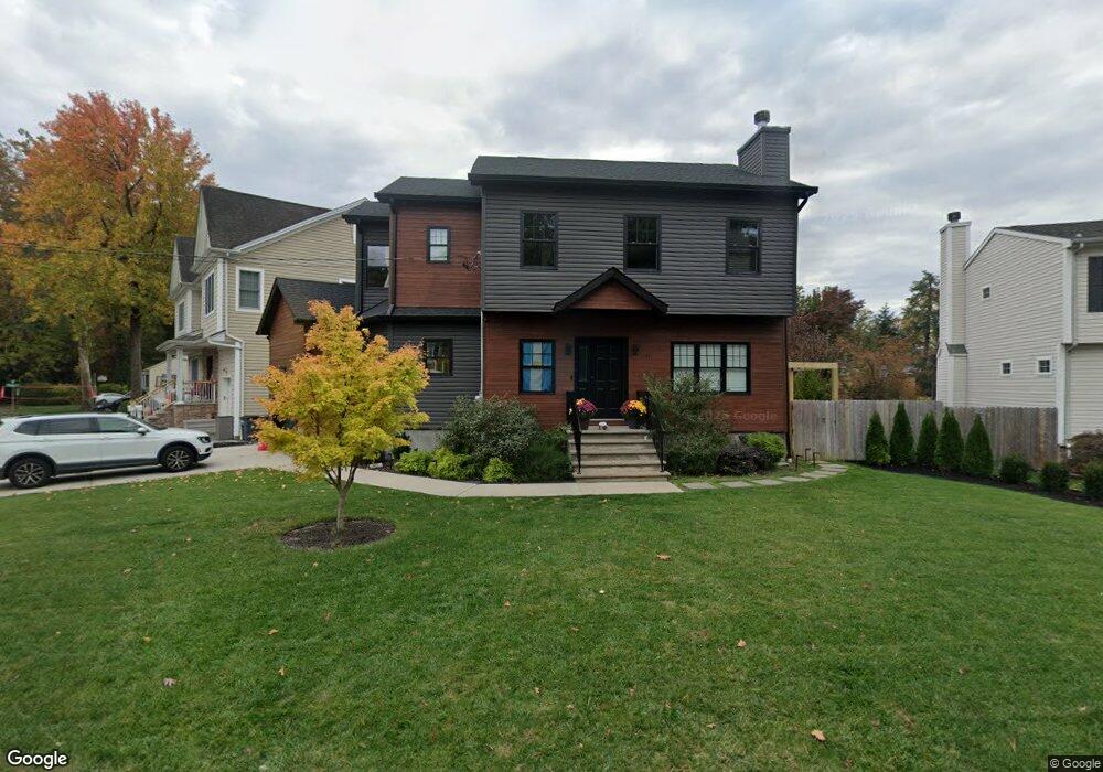 11 Commonwealth Rd, Kenilworth, NJ 07033 - photo 1