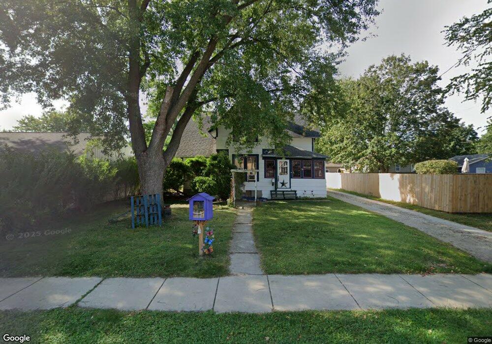 717 W South St, Oconomowoc, WI 53066 - photo 1