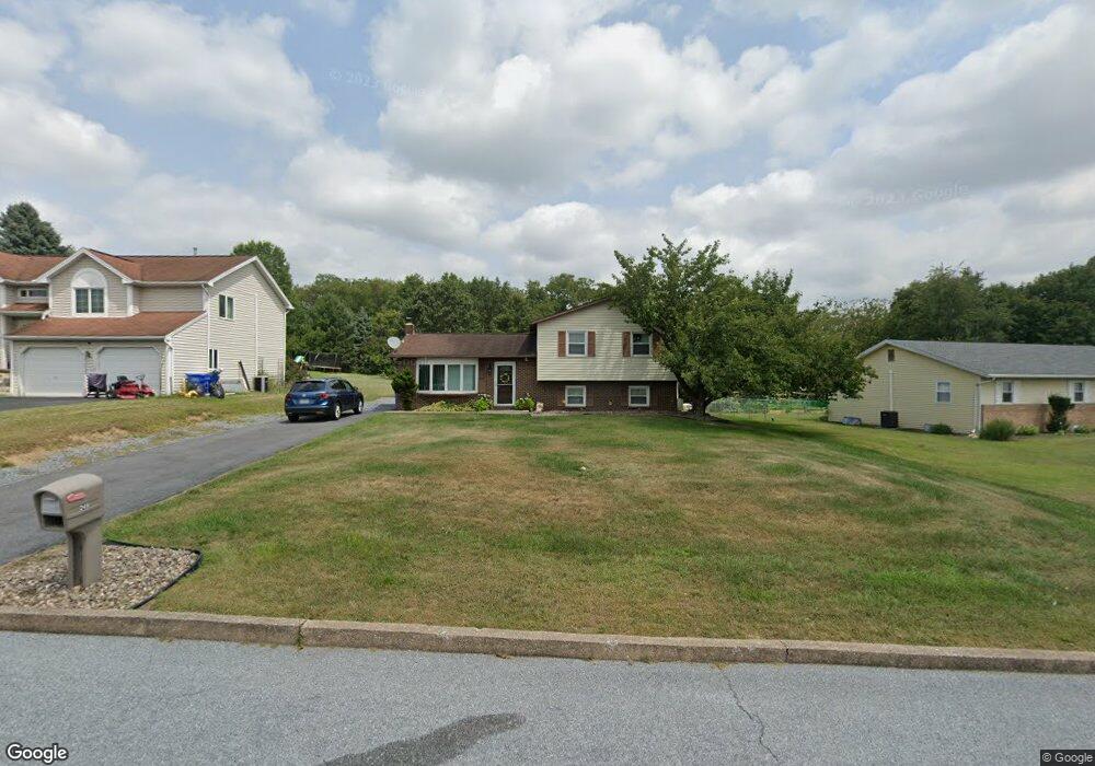 245 Kempton Ave, Harrisburg, PA 17111 - photo 1