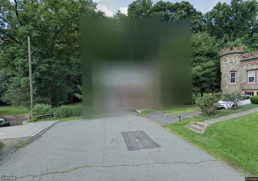 14 Zanoni St, Woodcliff Lake, NJ 07677 - photo 1