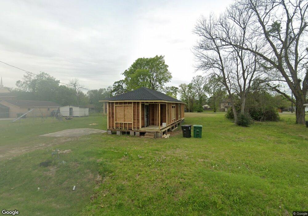 6617 Couch St, Houston, TX 77091 - photo 1