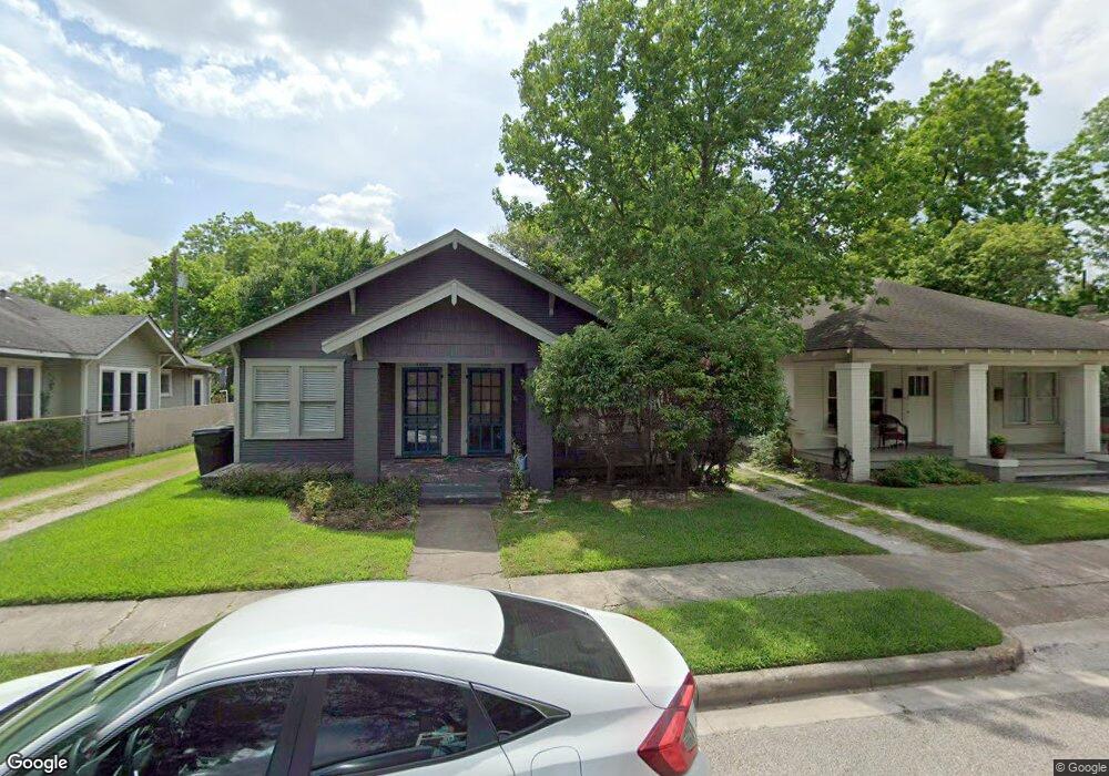 4011 Oak Ridge St, Houston, TX 77009 - photo 1