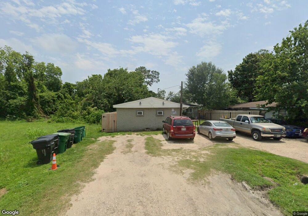 791 Fortune St unit 3, Houston, TX 77088 - photo 1