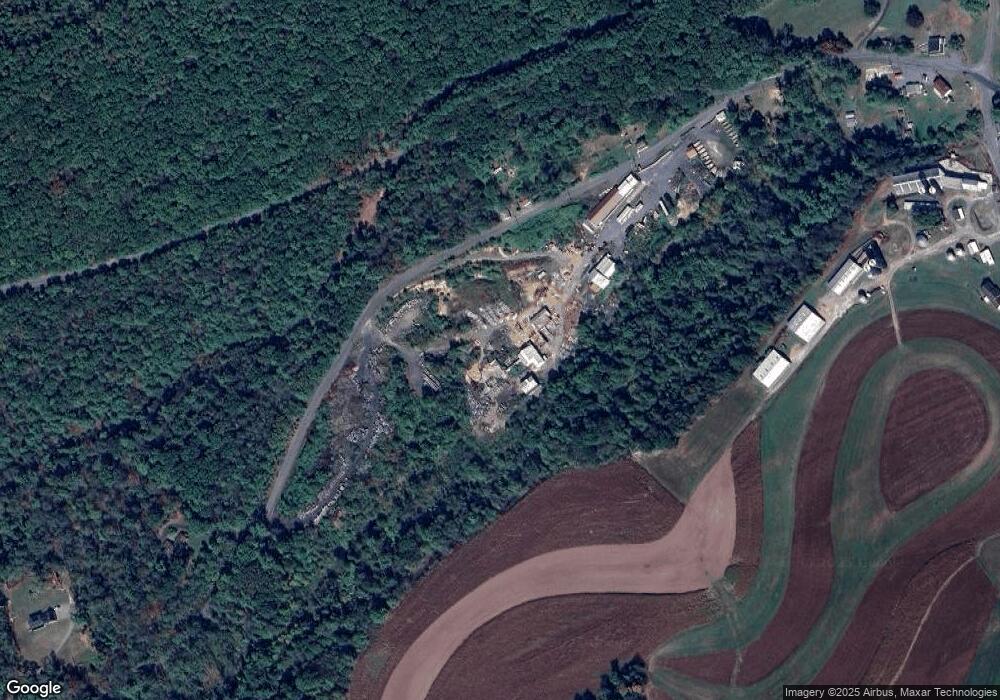 458 Hinkle Rd, Ashland, PA 17921 - photo 1