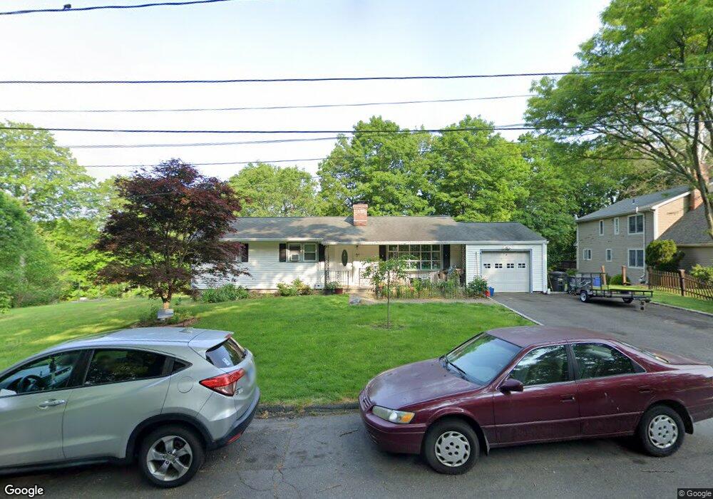 3 Caroline St, Trumbull, CT 06611 - photo 1