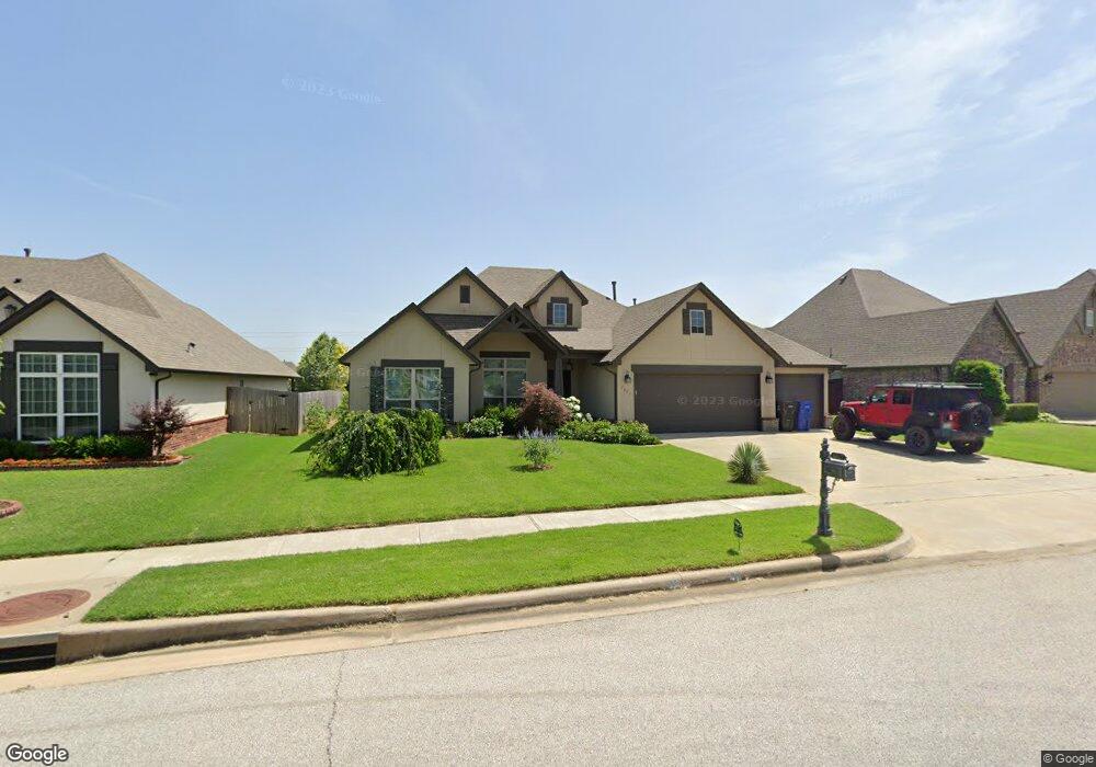 1517 E Phoenix St, Broken Arrow, OK 74011 - photo 1