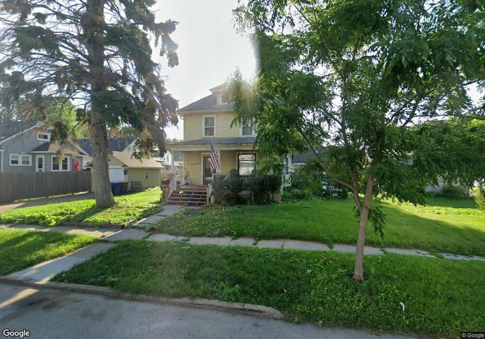 2125 N Sturdevant St, Davenport, IA 52804 - photo 1