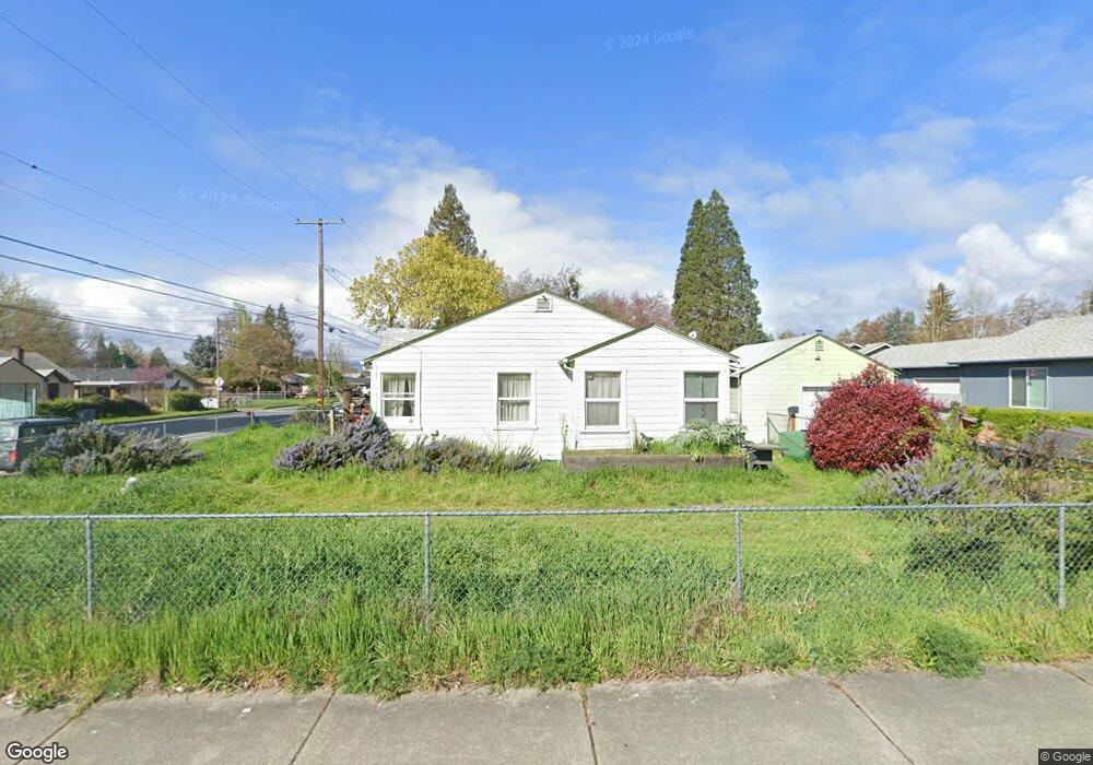 816 SW Oak St, Grants Pass, OR 97526 - photo 1