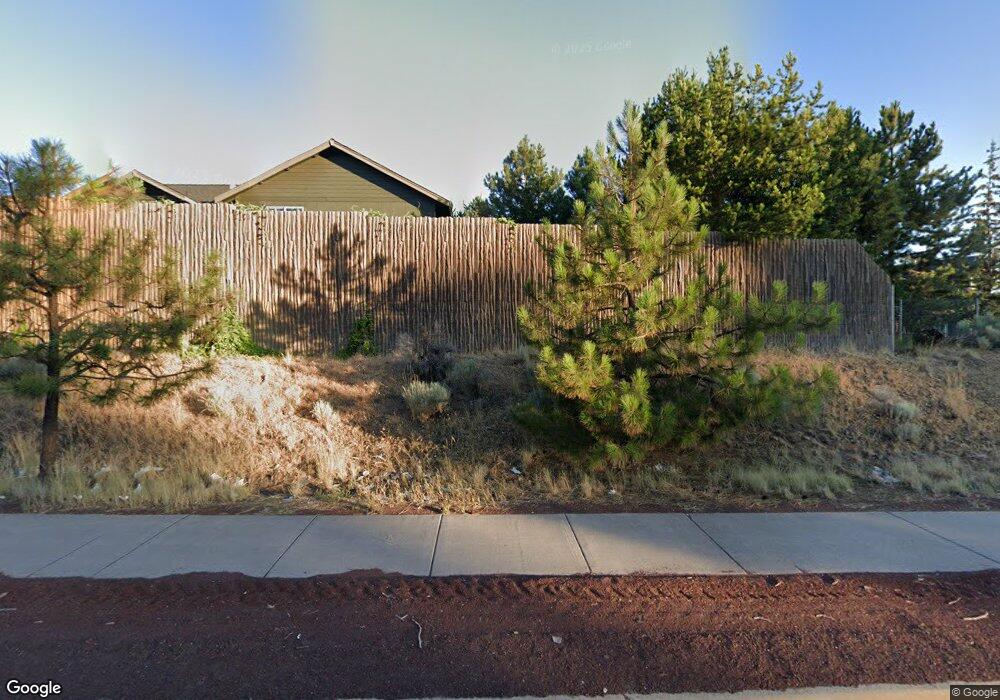 20215 Merriewood Ln, Bend, OR 97702 - photo 1