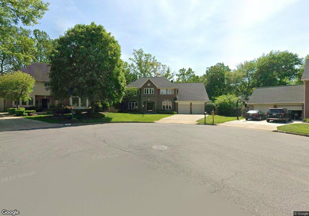 3910 Sandalwood Ct, Fairfax, VA 22031 - photo 1