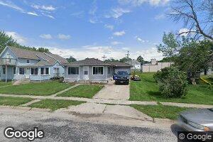 412 2nd St, Buffalo, IA 52728