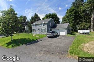 18 Bedford Dr, Whitesboro, NY 13492