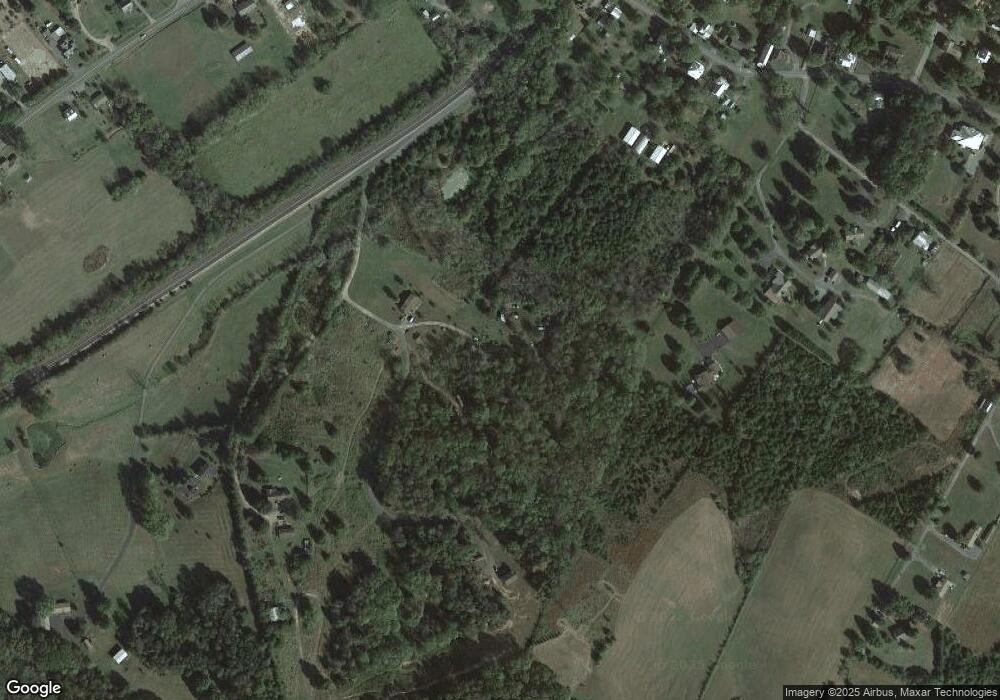 73 Marian Ln, Bentonville, VA 22610 - photo 1