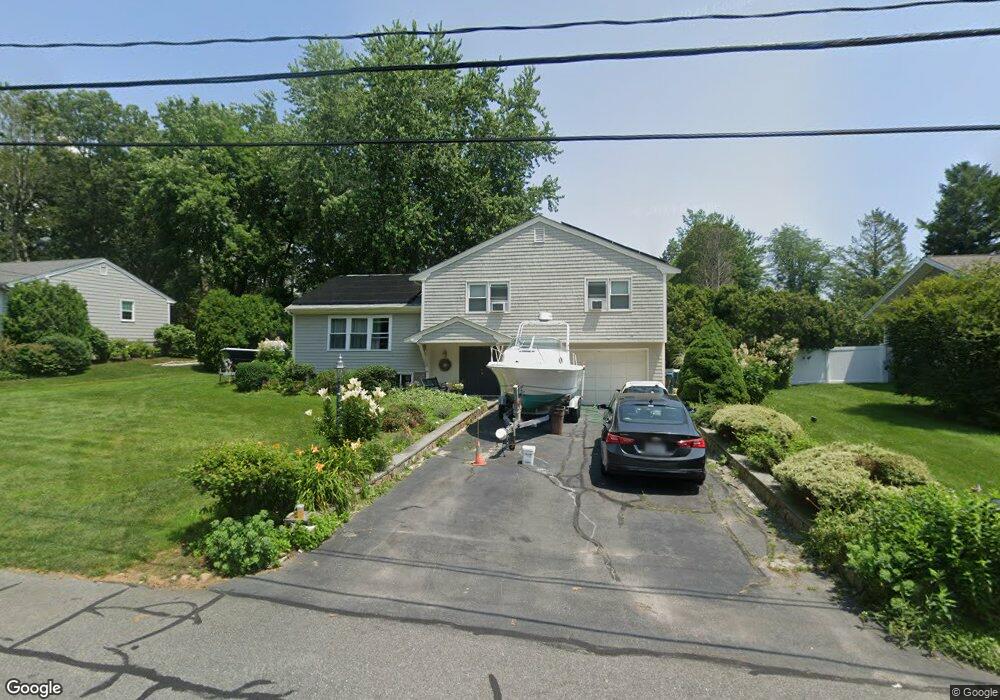 5 John Winthrop St, North Dartmouth, MA 02747 - photo 1