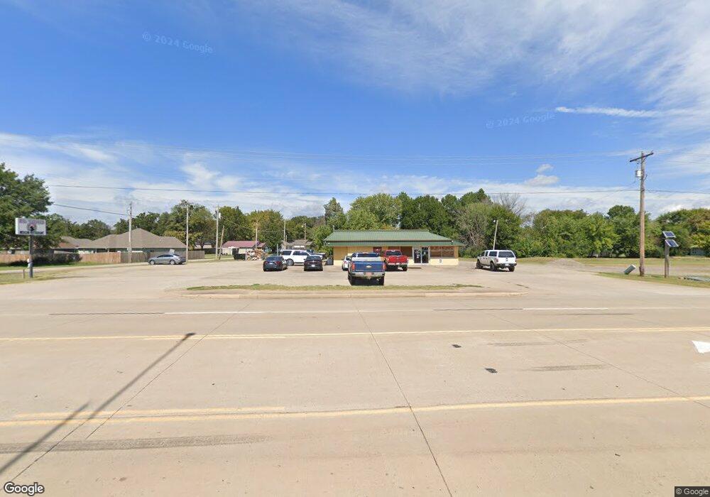 607 W Shawntel Smith Blvd, Muldrow, OK 74948 - photo 1