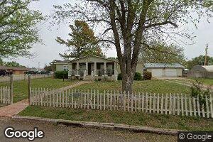 408 N Maple Ave, Erick, OK 73645