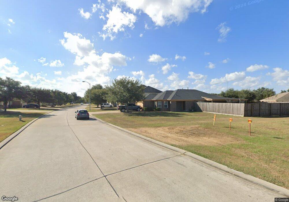 10627 Woodland Oaks Dr, Houston, TX 77040 - photo 1