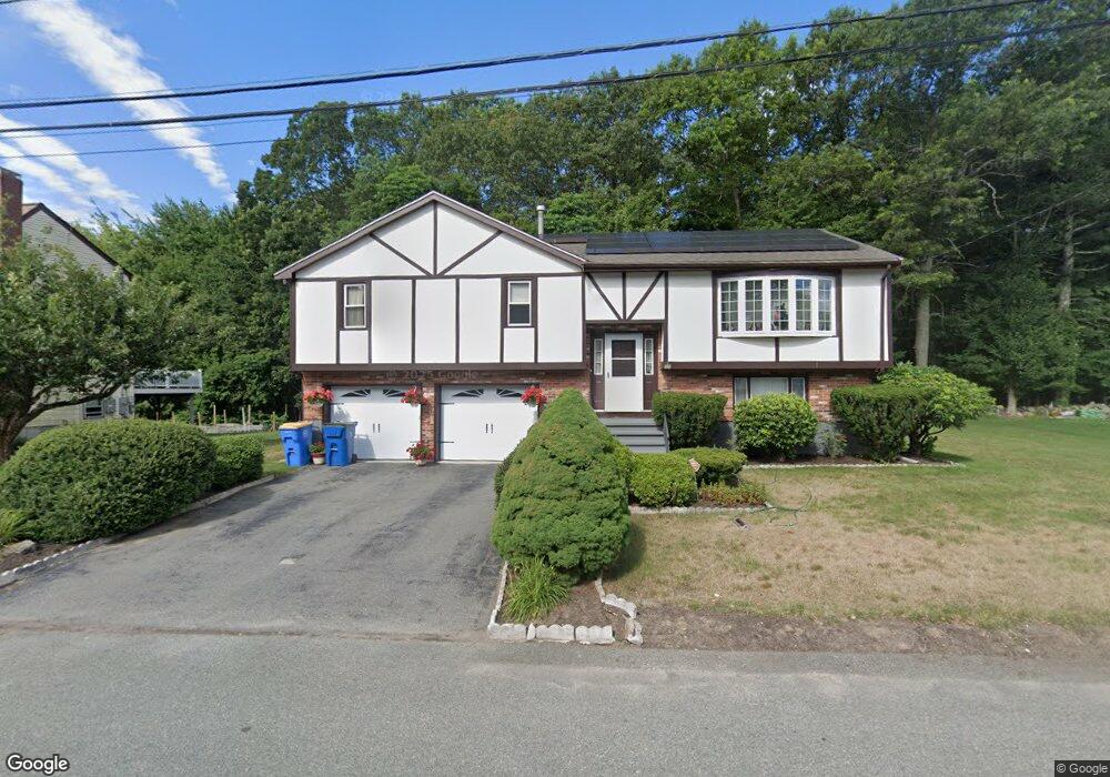 35 Lheureux Cir, Randolph, MA 02368 - photo 1