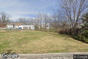 8541 Forest Ave, Saint Louis, MO 63114