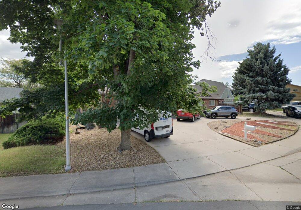 12463 E Cedar Cir, Aurora, CO 80012 - photo 1