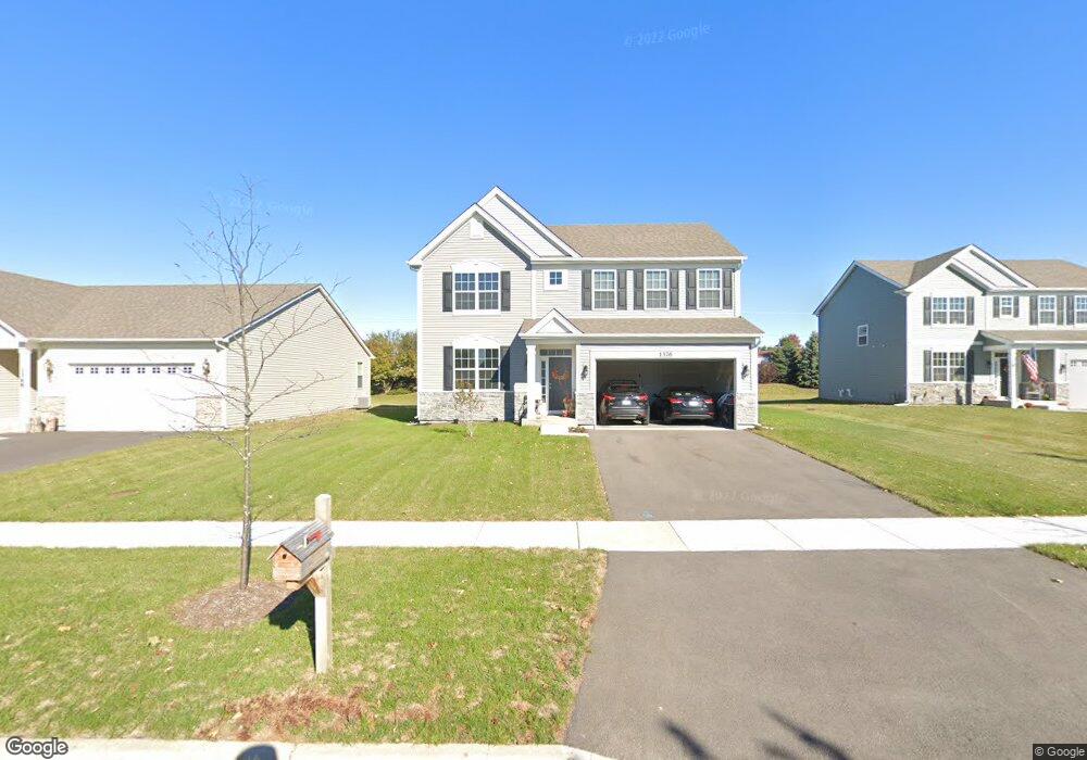 1376 Hearthstone Ln, North Aurora, IL 60542 - photo 1