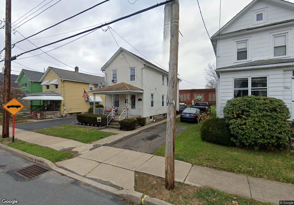 231 Owen St, Kingston, PA 18704 - photo 1