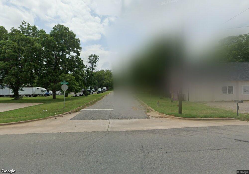 1827 B S Armstrong Ave, Denison, TX 75020 - photo 1