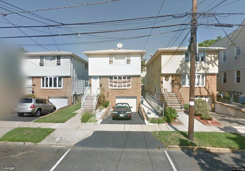 549 Devon St, Kearny, NJ 07032 - photo 1