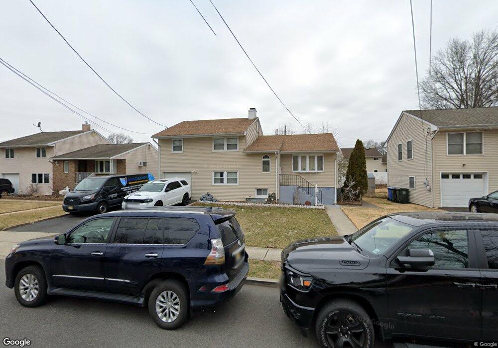 86 Burnham Dr, Fords, NJ 08863 - photo 1