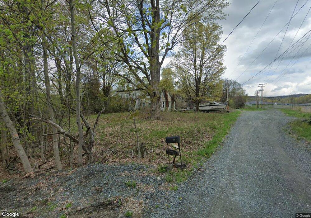 41 Dusenberry Ln, Troy, NY 12180 - photo 1