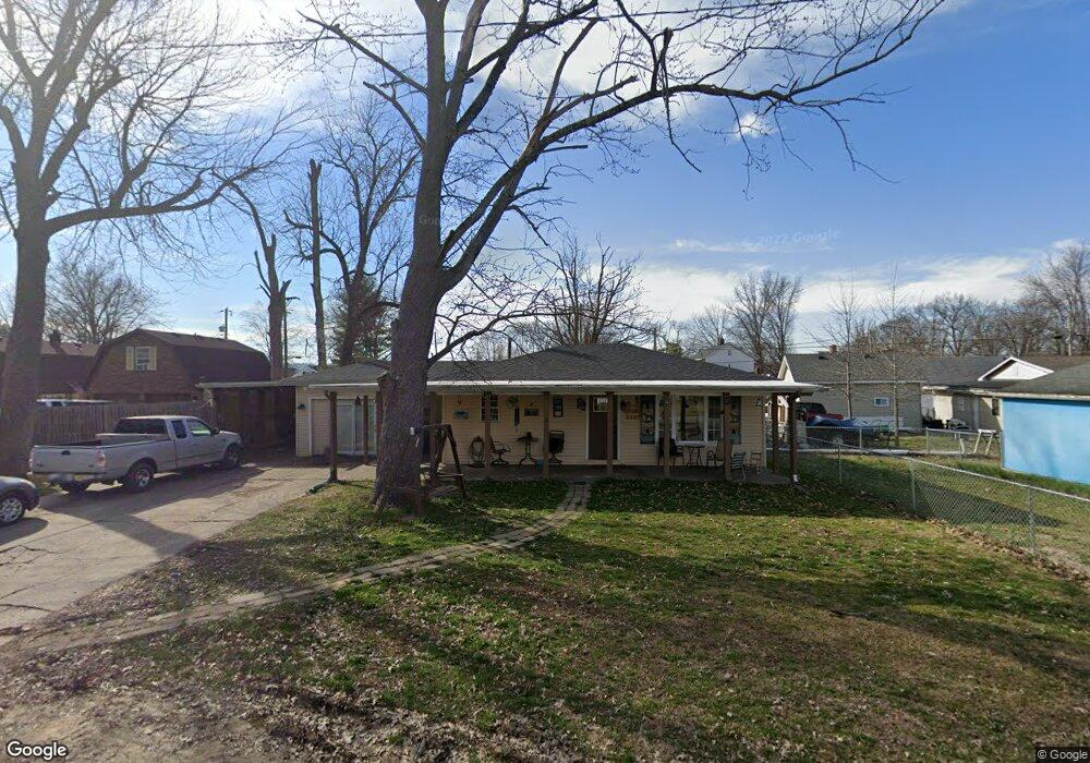 2207 Shrader Ave, New Albany, IN 47150 - photo 1