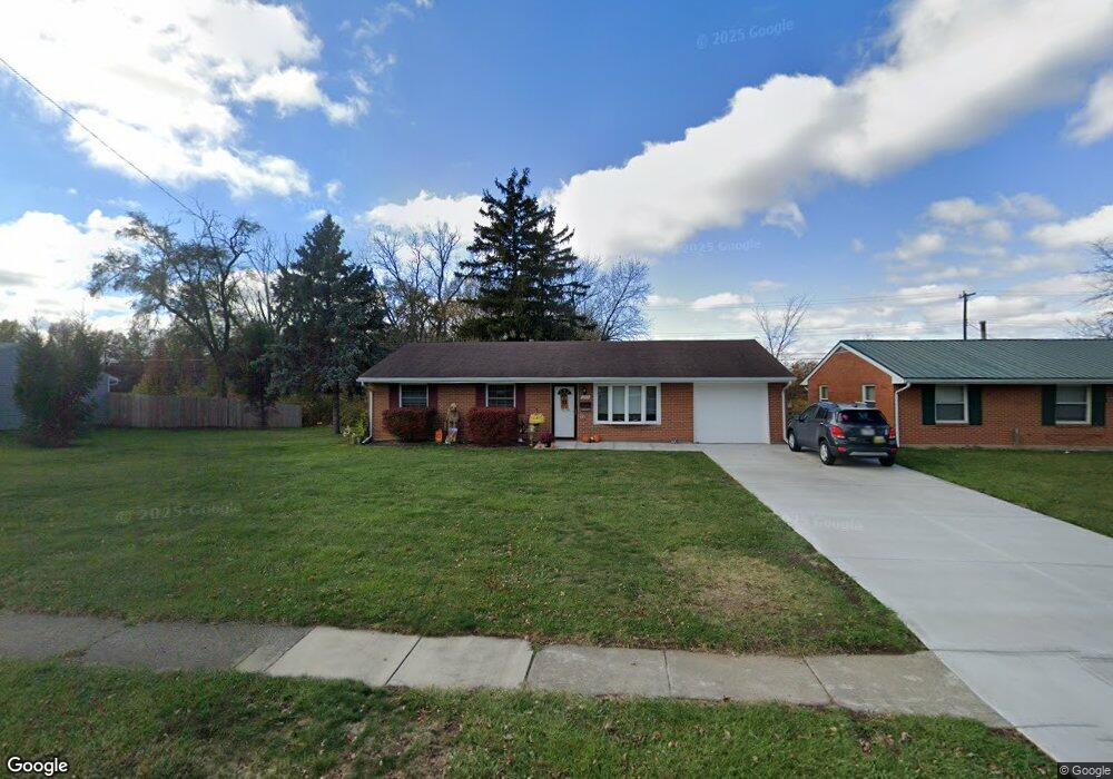 2215 N Metcalf St, Lima, OH 45801 - photo 1