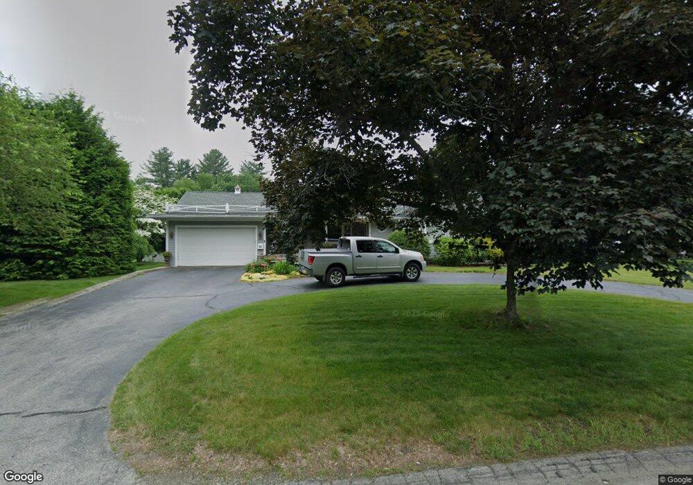 1010 Mammoth Rd, Dracut, MA 01826 - photo 1