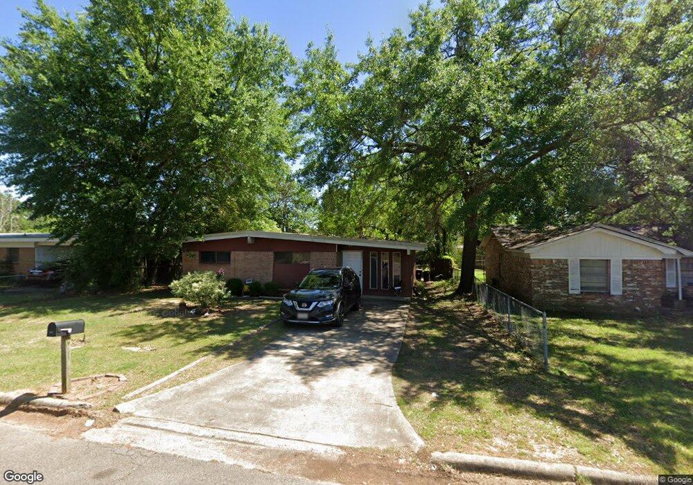 1024 Ellen Ave, Wake Village, TX 75501 - photo 1