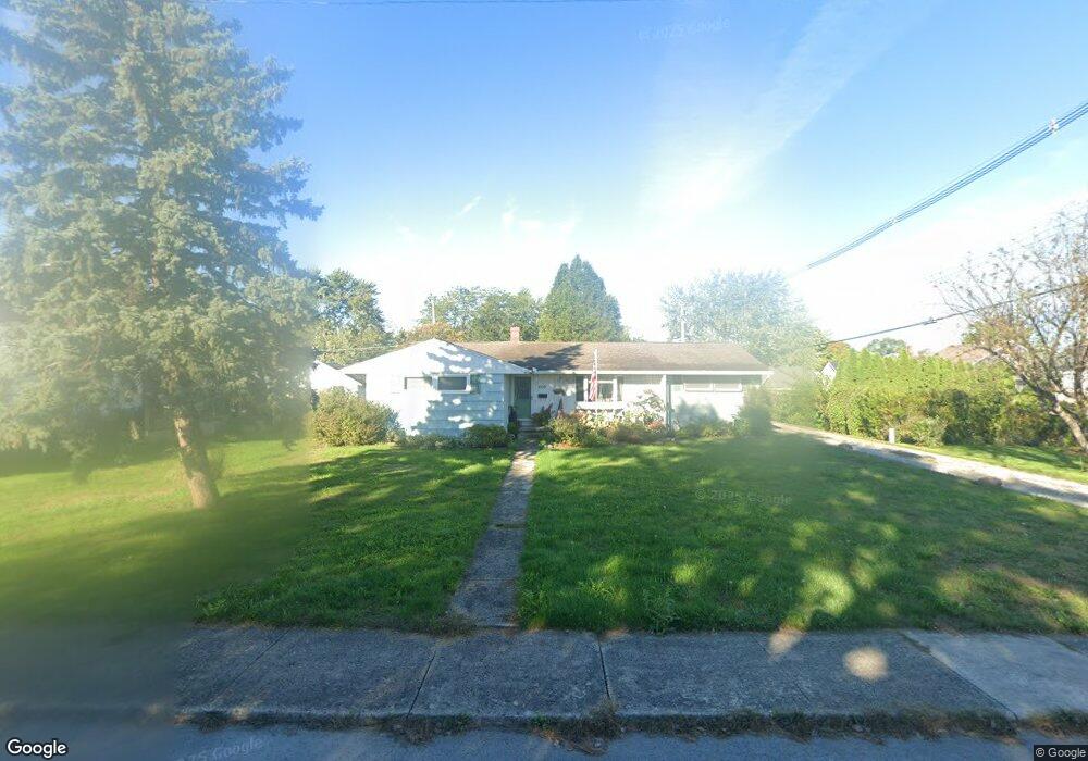 405 S Rauthland Ave, Wapakoneta, OH 45895 - photo 1