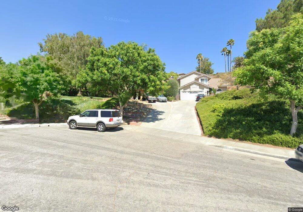 22554 Hickory Place, Santa Clarita, CA 91390 - photo 1