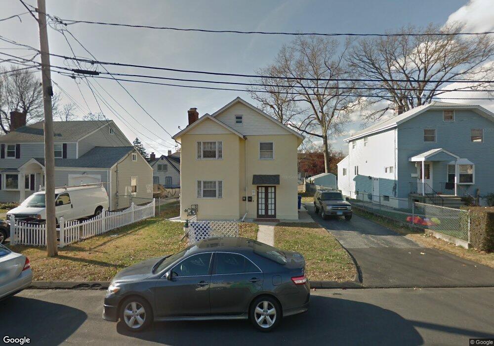 6 Winfield Ct unit 1ST., Norwalk, CT 06855 - photo 1