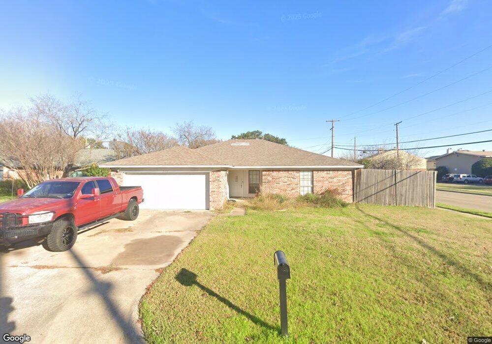 5100 Maplewood Ct, North Richland Hills, TX 76180 - photo 1