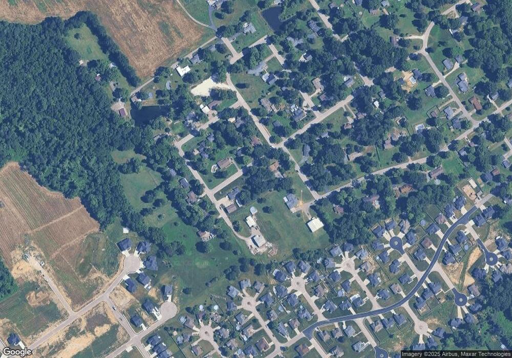 8518 Bonnibell Dr, Charlestown, IN 47111 - photo 1