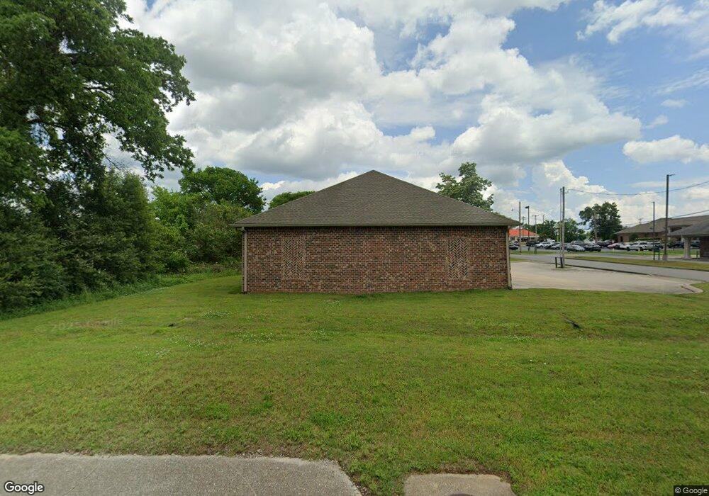 804 Lipscomb St, Shelbyville, TN 37160 - photo 1