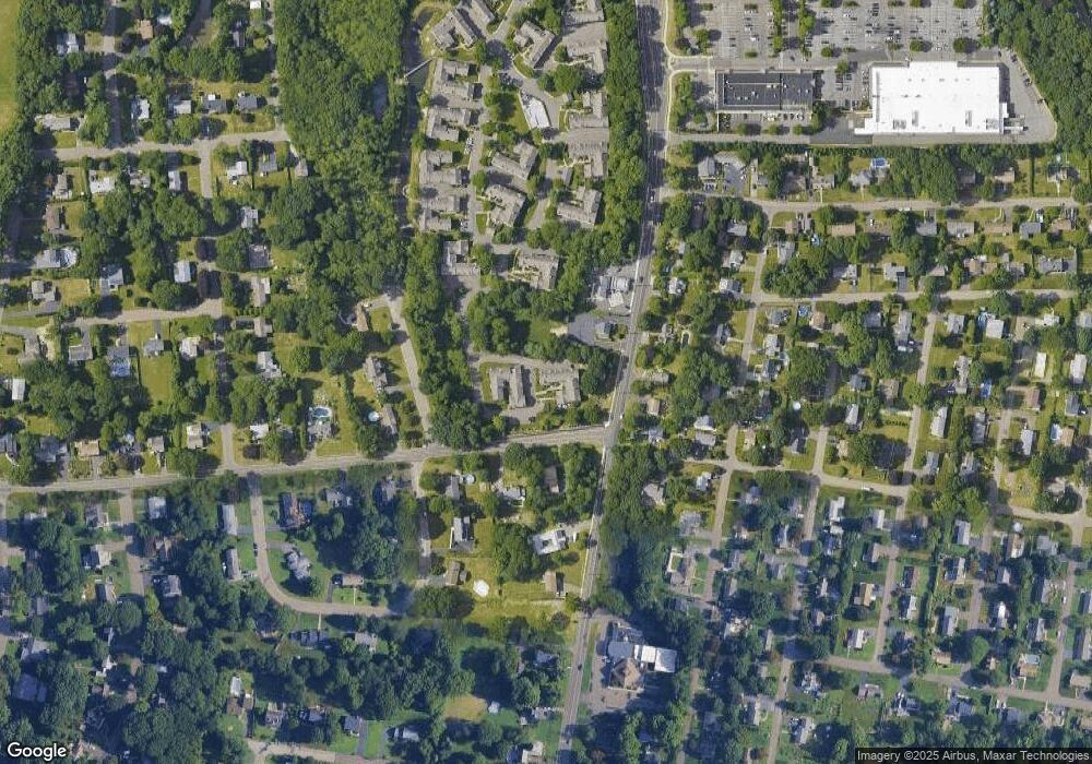 353 Hadley Dr, Trumbull, CT 06611 - photo 1