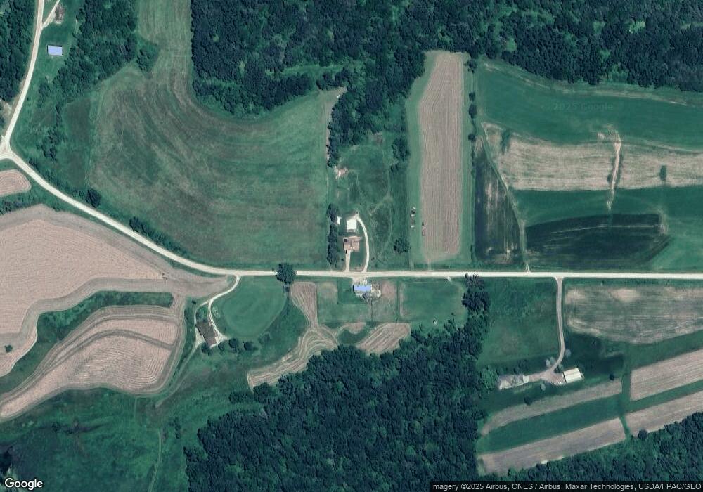 16578 Paradise Dr, Houston, MN 55943 - photo 1