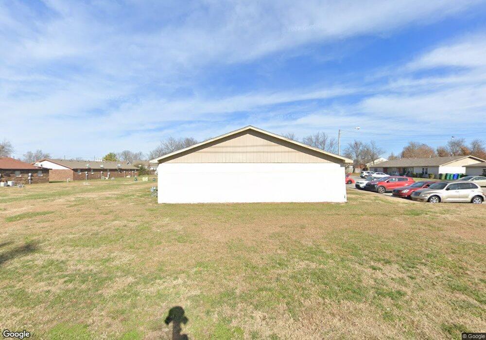 1250 W Sunset Dr, Rogers, AR 72756 - photo 1