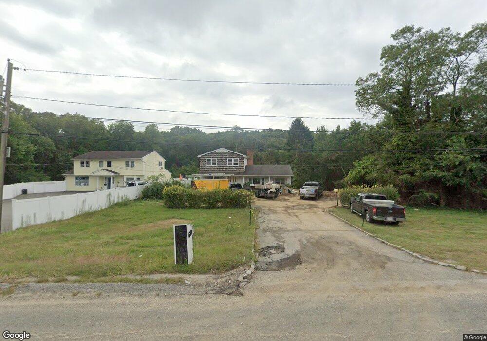 610 Veterans Hwy, Smithtown, NY 11788 - photo 1